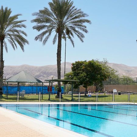 Selina Mantur Almog Dead Sea Exterior foto